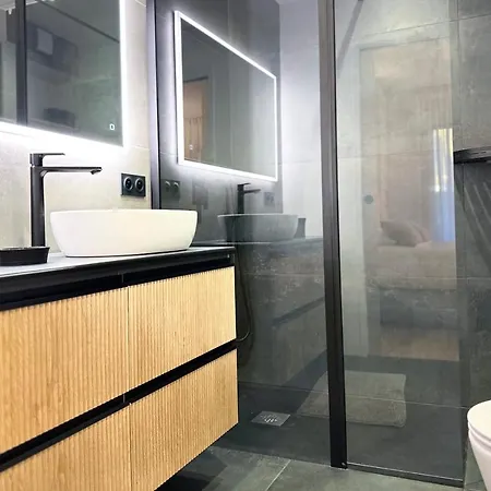 Eucalyptus - Ground Floor With Pool Near The Sea Апартаменты