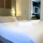 Eucalyptus - Ground Floor With Pool Near The Sea * Ζουάν λε Πιν