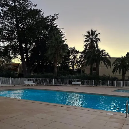 Eucalyptus - Ground Floor With Pool Near The Sea Apartman