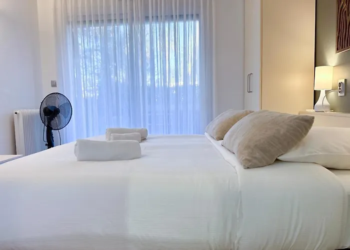 Διαμέρισμα Eucalyptus - Ground Floor With Pool Near The Sea