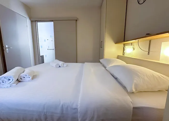 Daire Eucalyptus - Ground Floor With Pool Near The Sea Juan-les-Pins