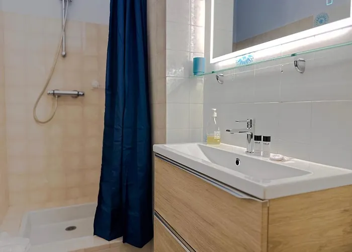 Διαμέρισμα Eucalyptus - Ground Floor With Pool Near The Sea *