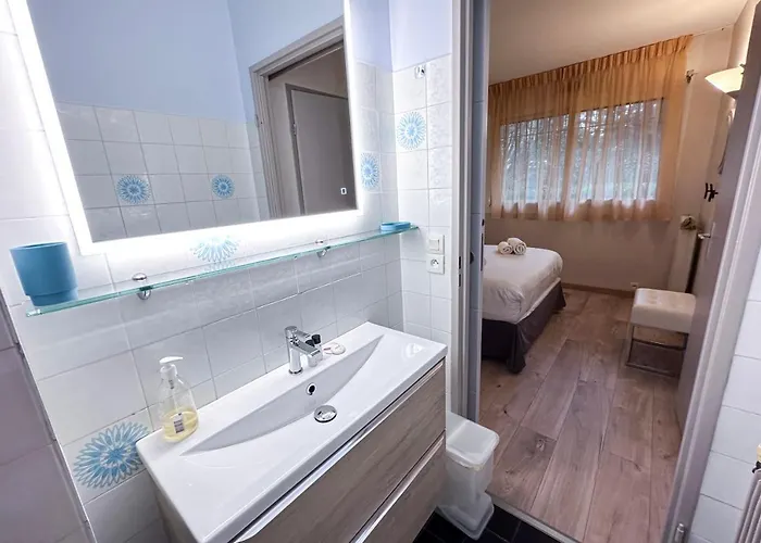 Eucalyptus - Ground Floor With Pool Near The Sea Διαμέρισμα Ζουάν λε Πιν